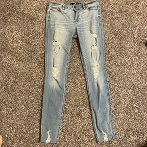 Hollister mid-rise super skinny jeans